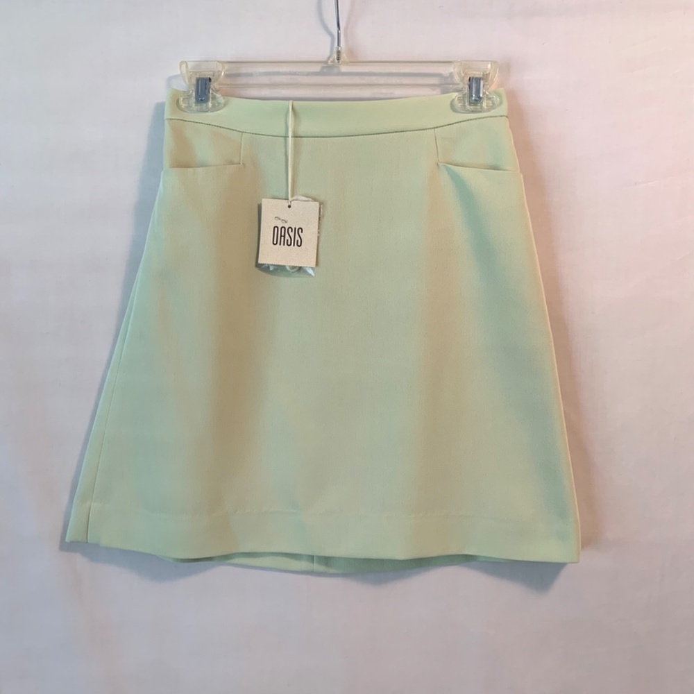 Oasis Light Green Front Pockets Lined Skirt Size 2